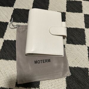 Moterm Luxe Personal Rings (30mm) Planner Genuine Leather in Pebbled Cream